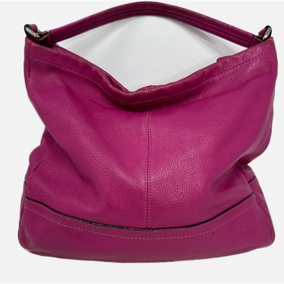 Refurbished COACH Barbie Pink Raspberry Bag Purse Boho Style - PINK Zip Closure - Picture 10 of 10